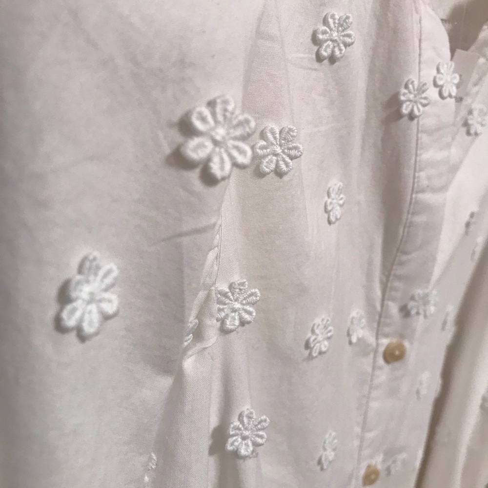 NWT Ann Taylor White Floral Appliqué Tie Waist Shirtdress - Picture 13 of 16